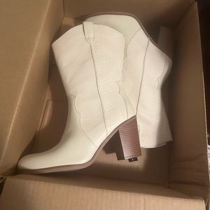 Mid shaft  western boots